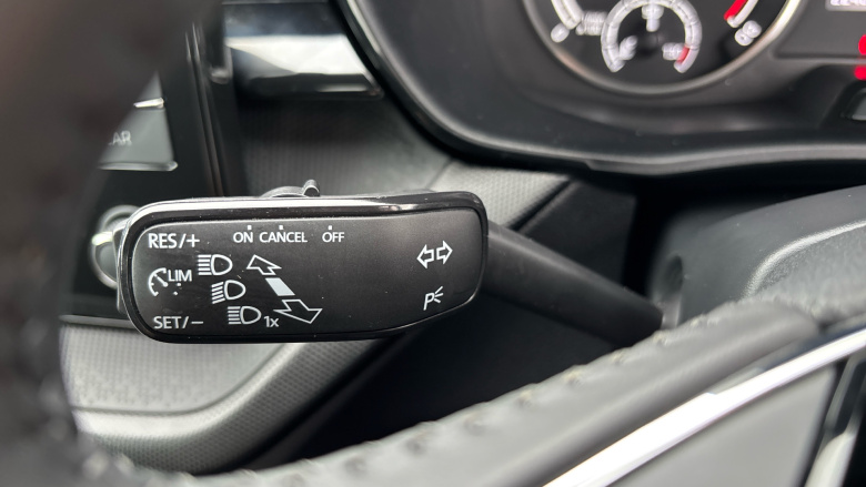 Skoda Fabia 1.0 MPI 80 SE Comfort 5dr Petrol Hatchback